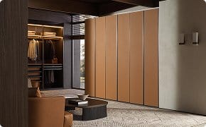 High End Luxus Walk In Kleiderschrank.jpg